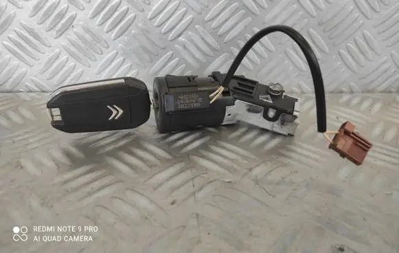Citroen C4 I Ignition lock 9663123380