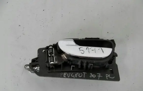 Peugeot 307 Front door interior handle 