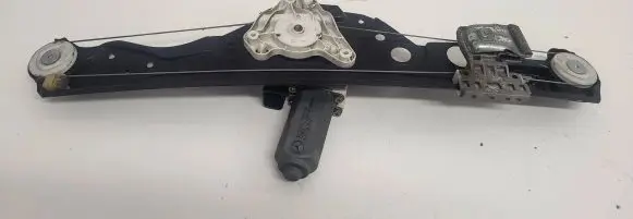 Mercedes-Benz E W211 Sliding door window regulator with motor A2117300146