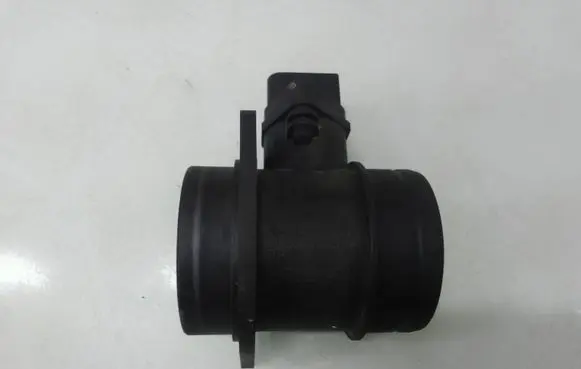 Volkswagen Caddy Mass air flow meter 0281002531