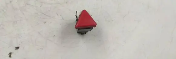 Volkswagen Golf V Hazard light switch