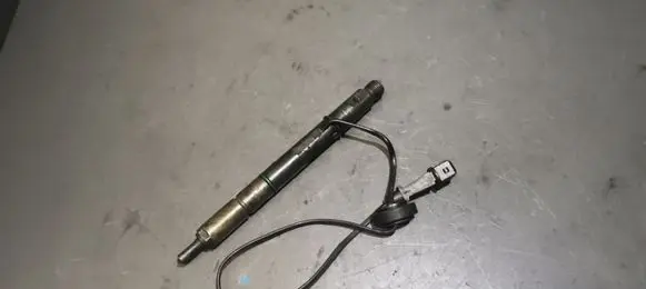 Audi A6 S6 C5 4B Fuel injector 059130202E 0432133834