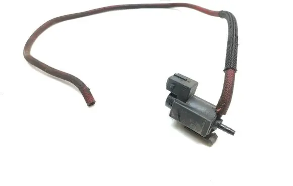 BMW 5 F10 F11 Turbo solenoid valve 70231800 11T029 7810831