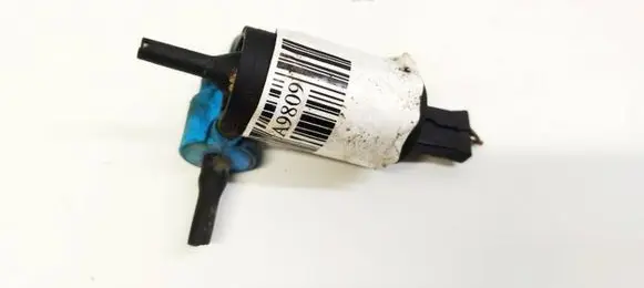Ford Maverick Windscreen/windshield washer pump