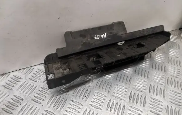 Audi A4 S4 B7 8E 8H Battery bracket 8E1805229A