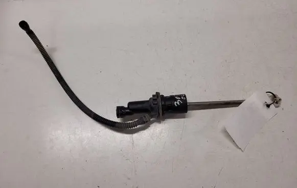 Peugeot 307 Clutch master cylinder 9681284880