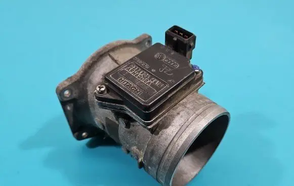 Audi A4 S4 B5 8D Mass air flow meter 037906461B IMPRK1414563