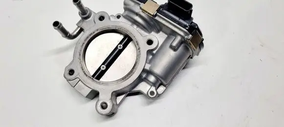 Nissan Qashqai J12 EGR valve 147106RC0B