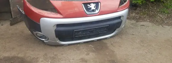 Peugeot Partner Front bumper
