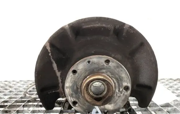 Suzuki SX4 Front wheel hub spindle knuckle