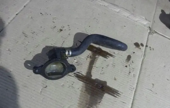 Thermostat/thermostat housing