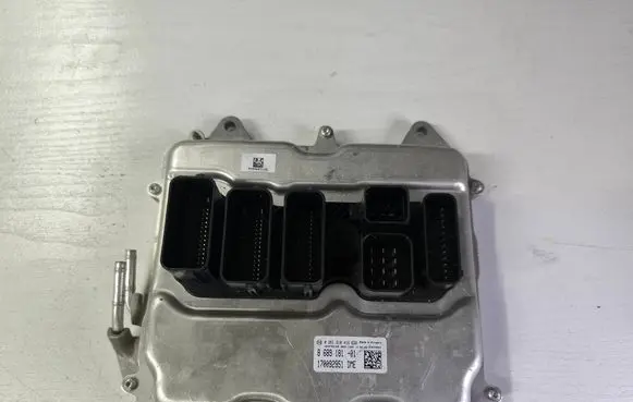BMW X6 F16 Engine control unit/module 8689181 0261S18416 170092951