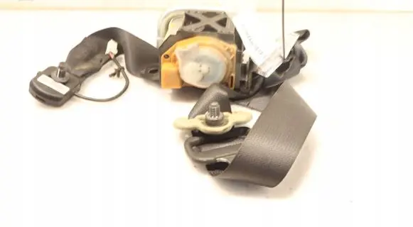 Infiniti FX Front seatbelt