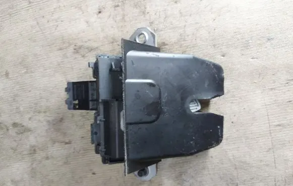 Ford Galaxy Tailgate/trunk/boot lock/catch/latch 8m51r442a66 1041312003