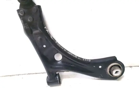Ford Focus Front lower control arm/wishbone 613A423AEB