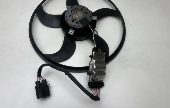 Volkswagen Touran II Electric radiator cooling fan 1137328616 1K0121203AN