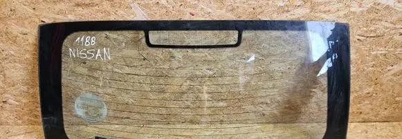 Nissan Almera Tino Rear windscreen/windshield window