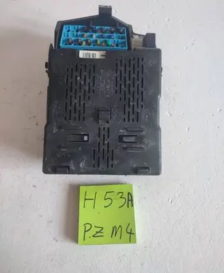 Renault Scenic I Central body control module 7703297911