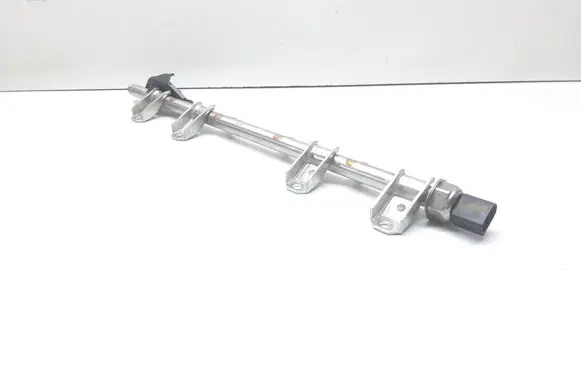 BMW 3 E92 E93 Fuel main line pipe 7535897