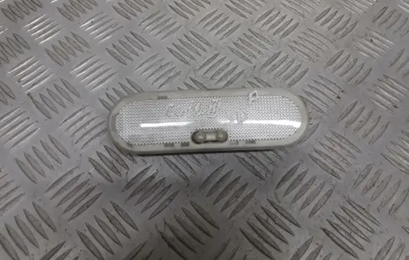 Renault Clio III Headlining lighting console trim 8200439421
