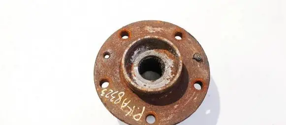 Nissan Qashqai Front wheel hub