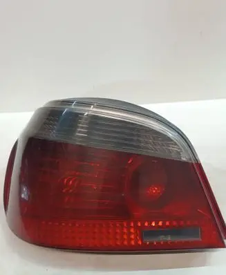 BMW 5 E60 E61 Tailgate rear/tail lights 6910767