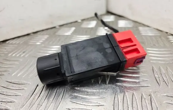 Audi TT Mk1 Traction control (ASR) switch 8N0927134