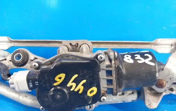 Nissan Sentra B17 Wiper motor 288103SG0A