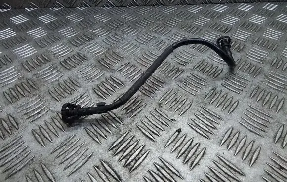 Volkswagen PASSAT CC Vacuum line/pipe/hose 06J133518F
