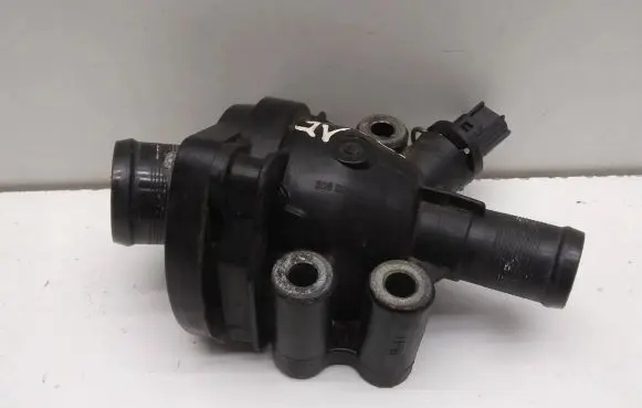 Thermostat/thermostat housing