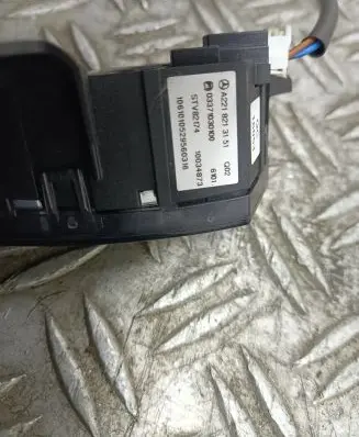 Mercedes-Benz S W221 Central locking switch button A2218213151