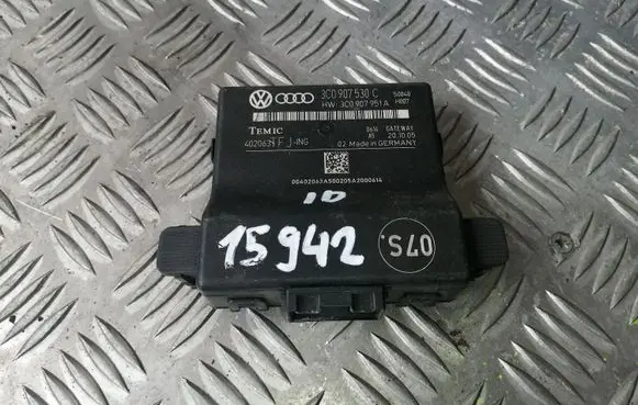 Volkswagen PASSAT B6 Gateway control module 3C0907530C