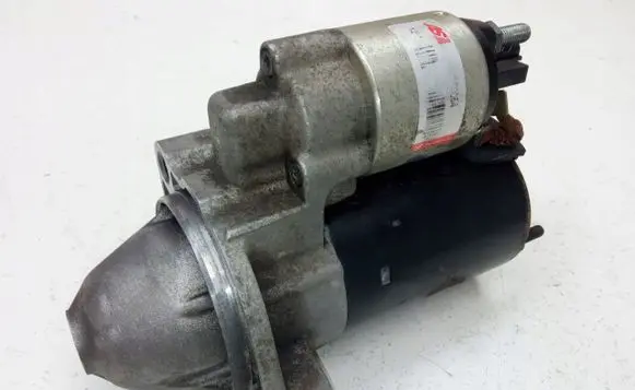 Volkswagen PASSAT B5.5 Starter motor