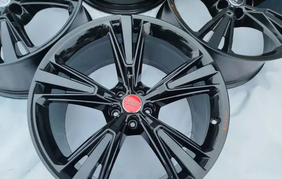 Audi Q8 R21 alloy rim 4M8601025H