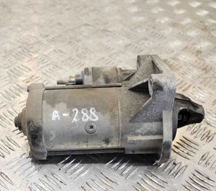 Ford Focus Starter motor AV6N11000GB ESW20E11