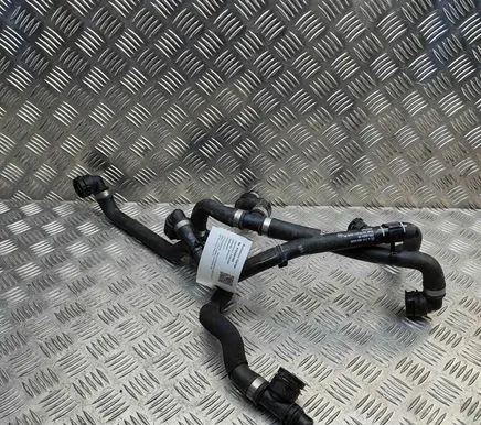 Engine coolant pipe/hose