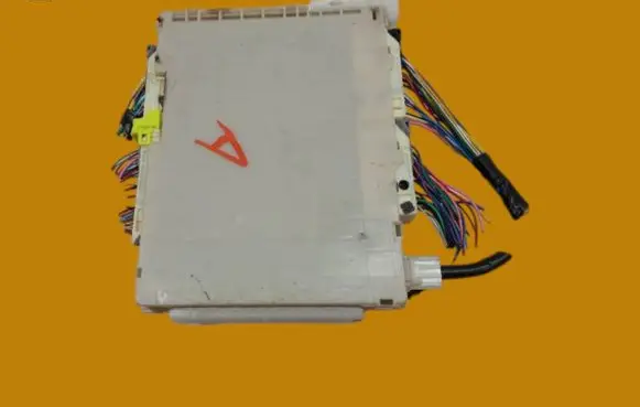 Toyota Yaris Central body control module 89221-0D870
