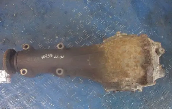 Subaru Impreza I Rear differential