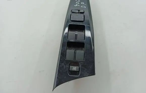 Mazda CX-7 Electric window control switch EH7066350 EH86SW420 0052117