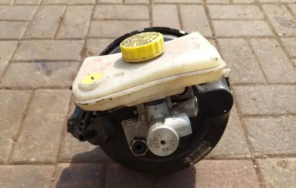 Audi A4 S4 B6 8E 8H Brake booster 8E0612105AB