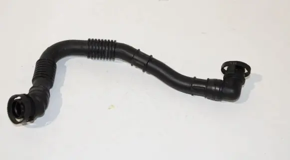 Volkswagen Multivan T5 Breather/breather pipe/hose 03L103493K