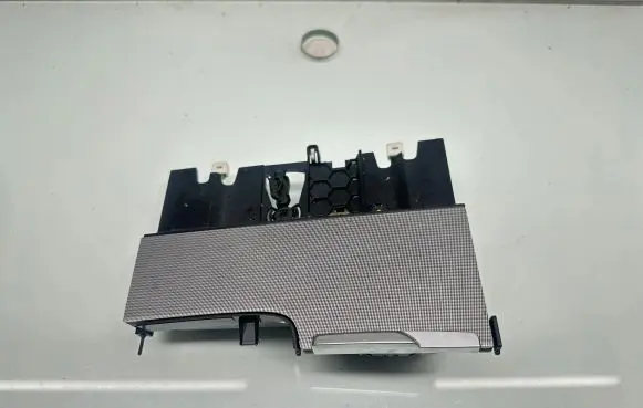 Ashtray (front)