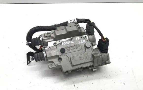 Hyundai Ioniq Clutch slave cylinder 414702B000 C1048219A