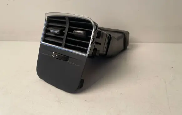 Audi A3 S3 8V Rear air vent grill 8V0819203
