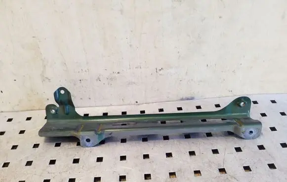 Subaru Outback Fender mounting bracket