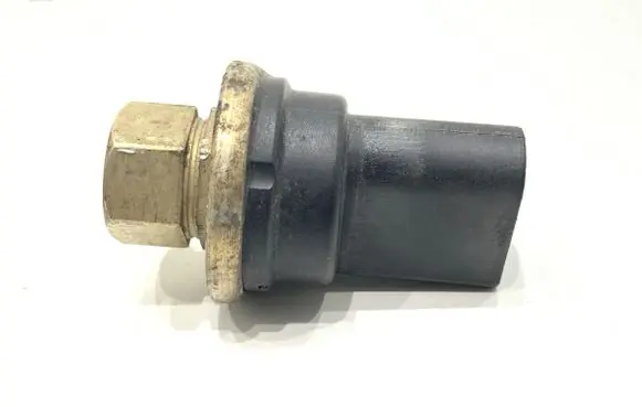 Audi A4 S4 B6 8E 8H Air conditioning (A/C) pressure sensor 8E0959126