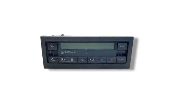 Volkswagen PASSAT B5.5 Climate control unit