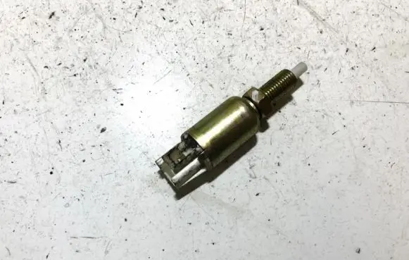Toyota RAV 4 (XA20) Reversing light switch sensor 