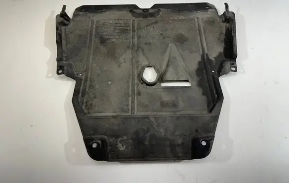 Renault Megane IV Engine splash shield/under tray 758905275R