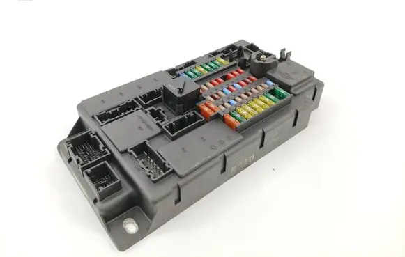 Mini One - Cooper Clubman R55 Fuse module 3453739 519247316
